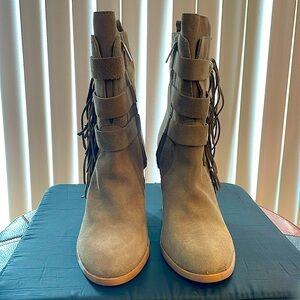 Tan Ankle boots